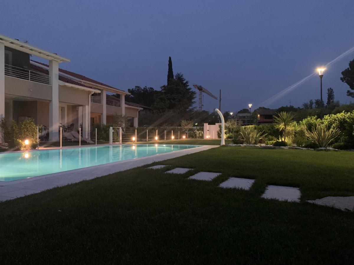 Villa Meri 马内尔巴 外观 照片